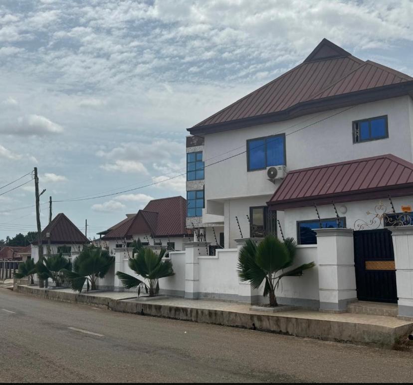 Baffour Apartments Adiebaba Bagian luar foto